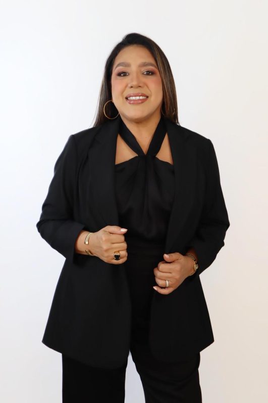 CLAUDIA LEÓN - COLOMBIA